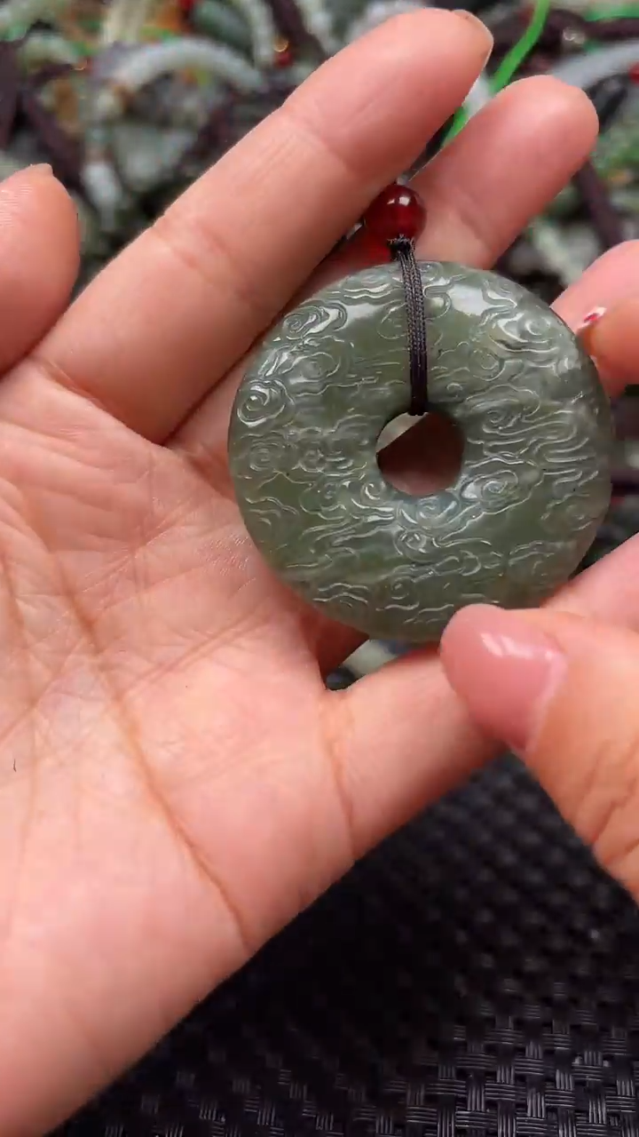 【闪购商品】和田玉颈饰未镶嵌.