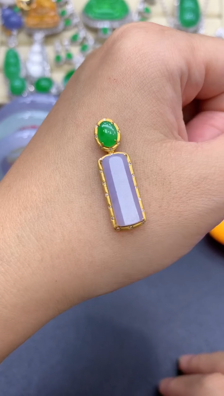 颈饰18K金镶嵌翡翠215-中国好珍宝