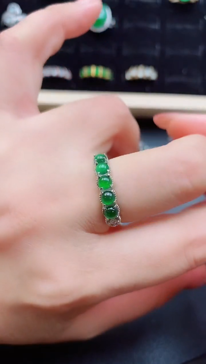 【闪购商品】翡翠戒指银S925镶嵌12121