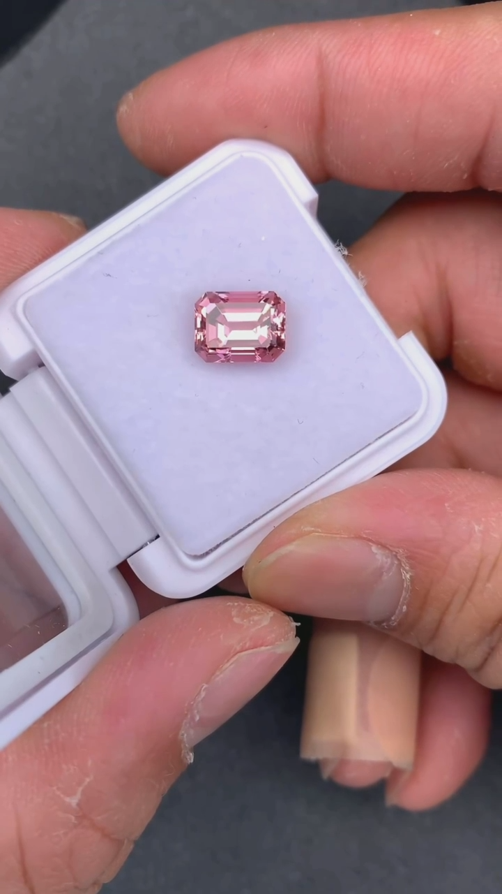 【闪购商品】碧玺裸石未镶嵌3.65克拉