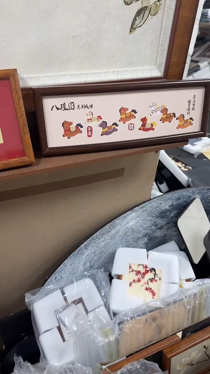 仓库清仓画       默认瑕疵