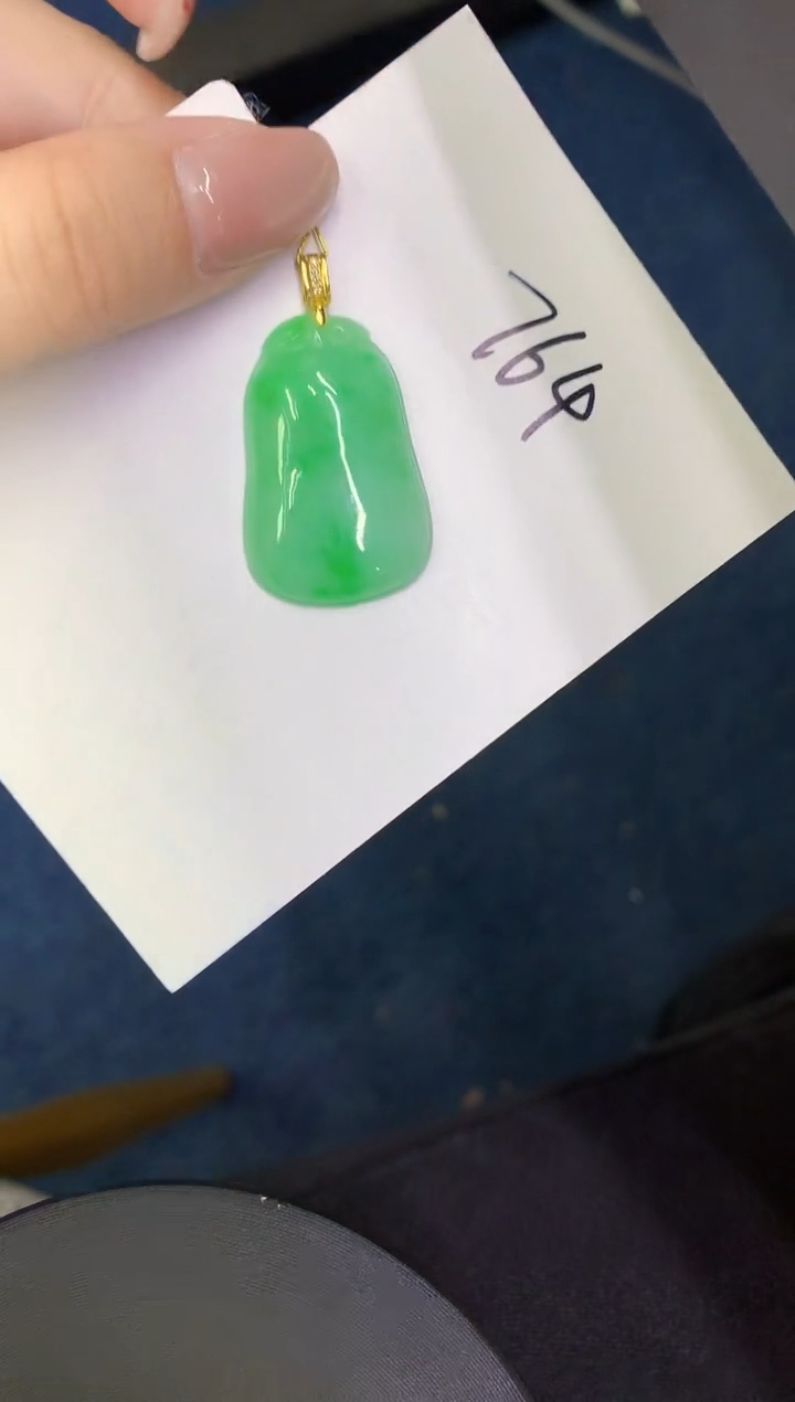 【闪购商品】翡翠颈饰18K金镶嵌0000000000
