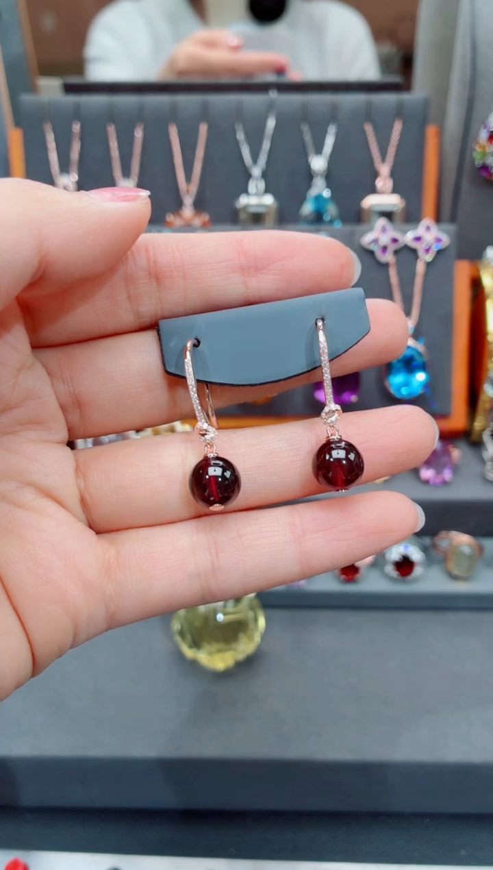 银S925镶嵌耳饰石榴石石榴石耳饰