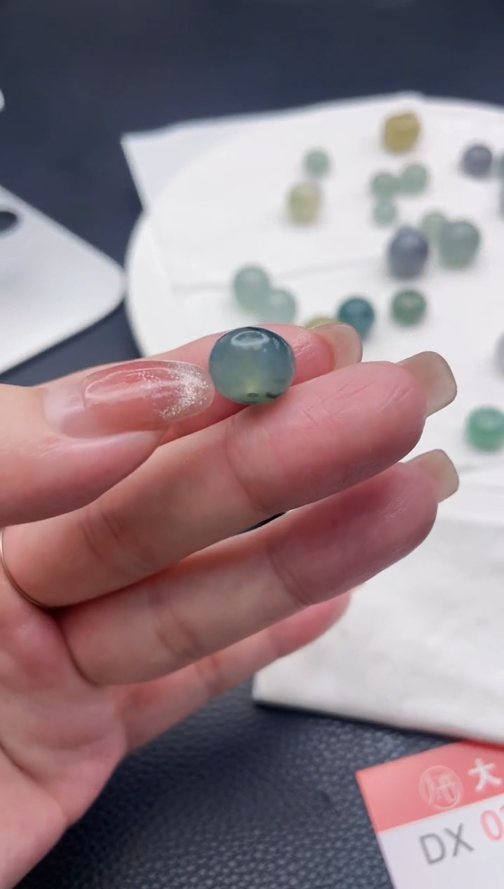 【闪购商品】定制翡翠未镶嵌珠子