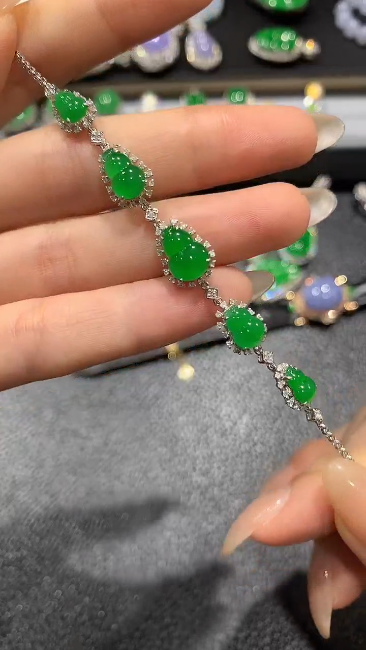 【闪购商品】翡翠手链18K金镶嵌21团购