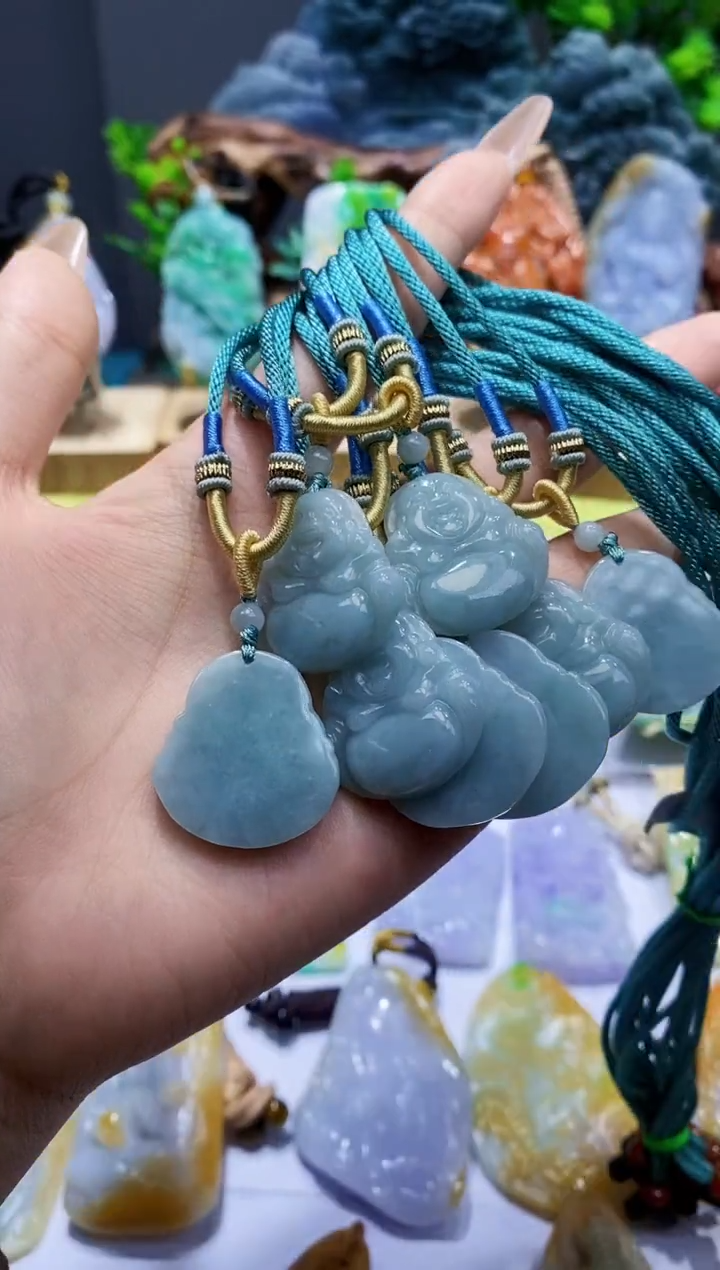 【闪购商品】翡翠颈饰未镶嵌翡翠A货