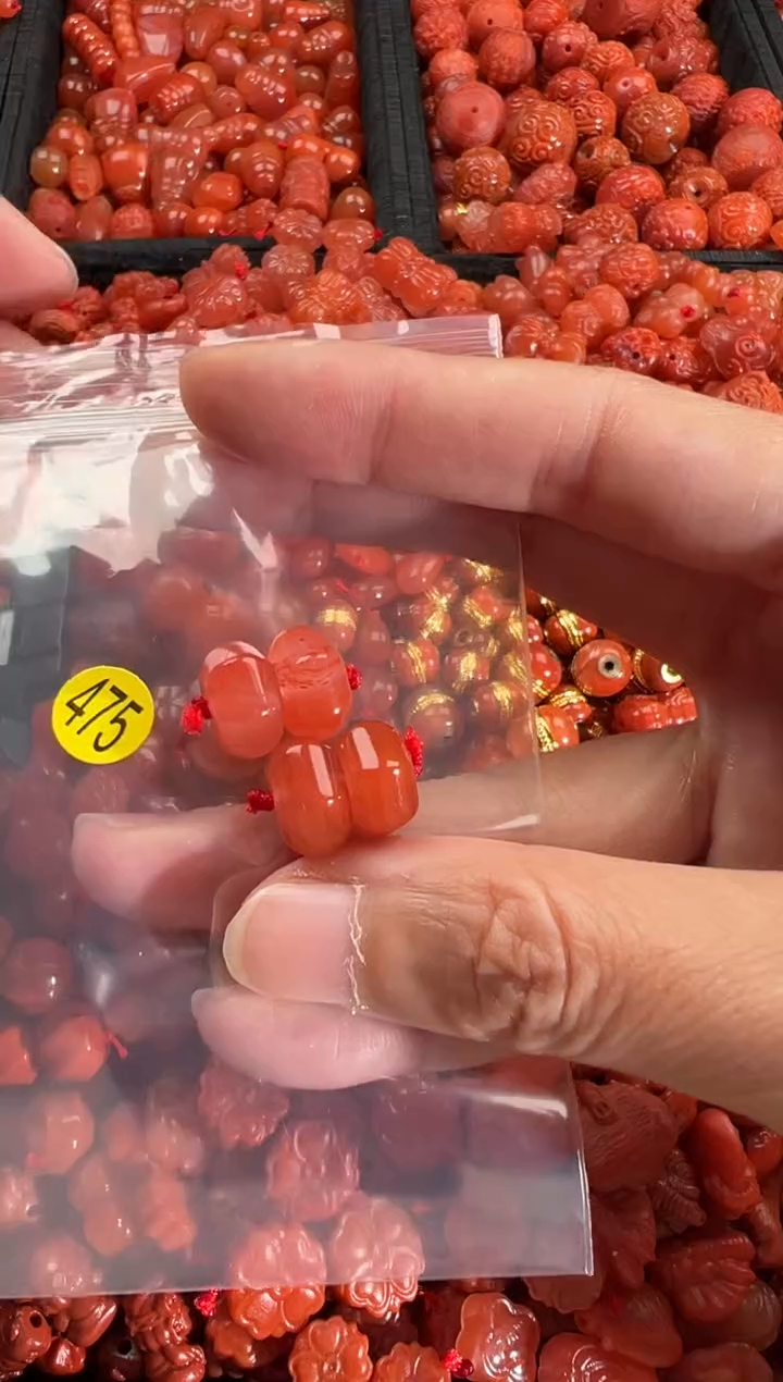 【闪购商品】南红玛瑙颈饰未镶嵌1