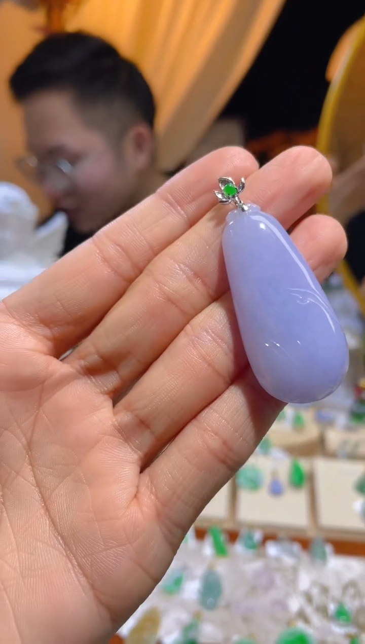 【闪购商品】翡翠颈饰18K金镶嵌假一赔三