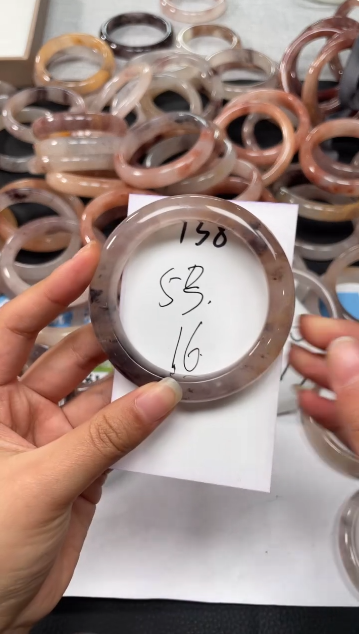 未镶嵌手镯石英质玉138