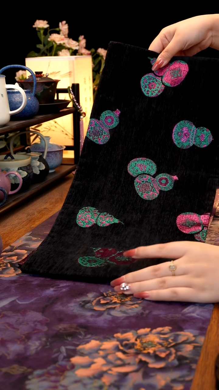 刺绣葫芦茶席48x22cm