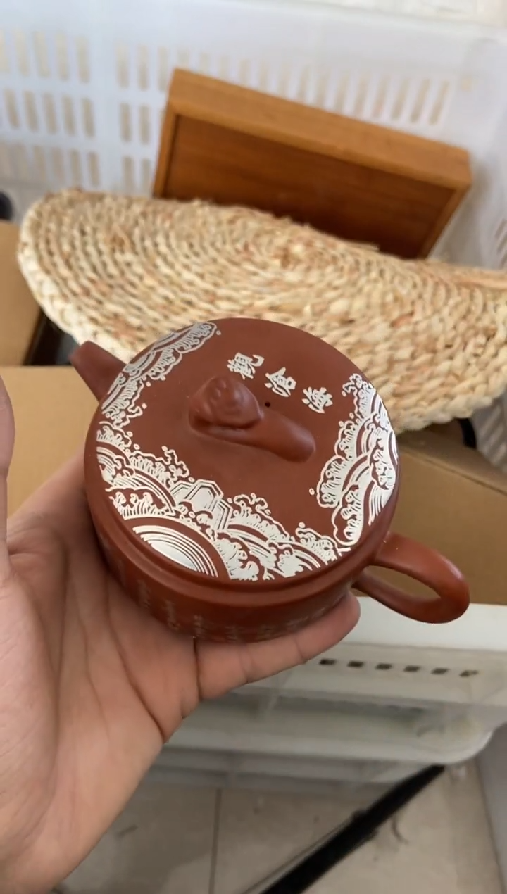 无运费险有瑕疵的摄影的产品有使用过的痕迹有点脏介意勿拍