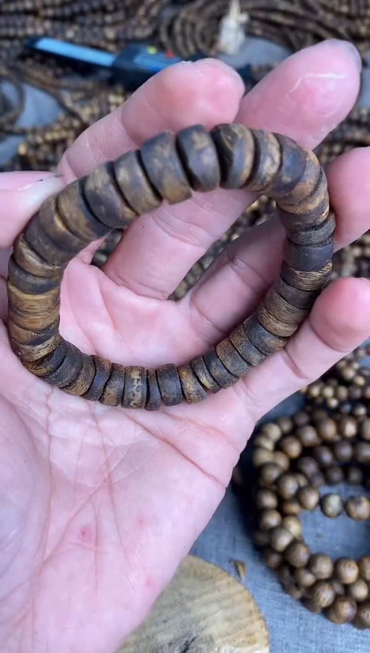 手串沉香原色沉水浮随型片珠单圈棋楠手串13