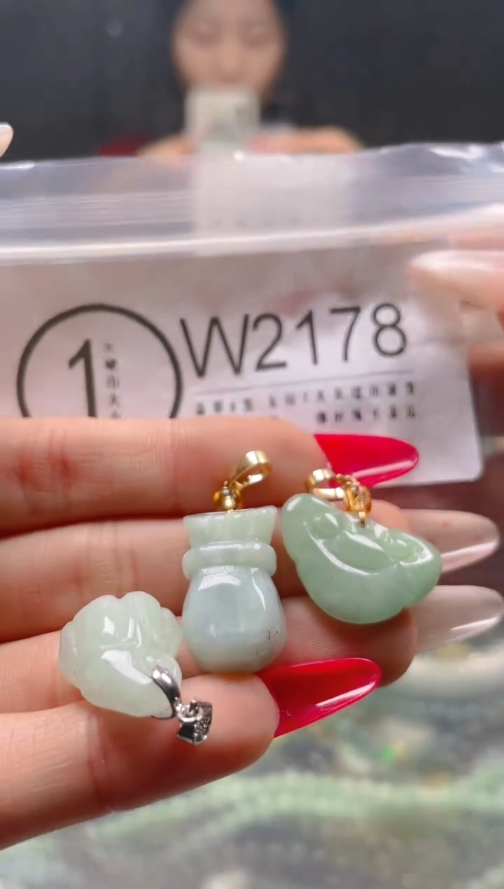 【闪购商品】翡翠颈饰未镶嵌/W/翡翠A货一图一物