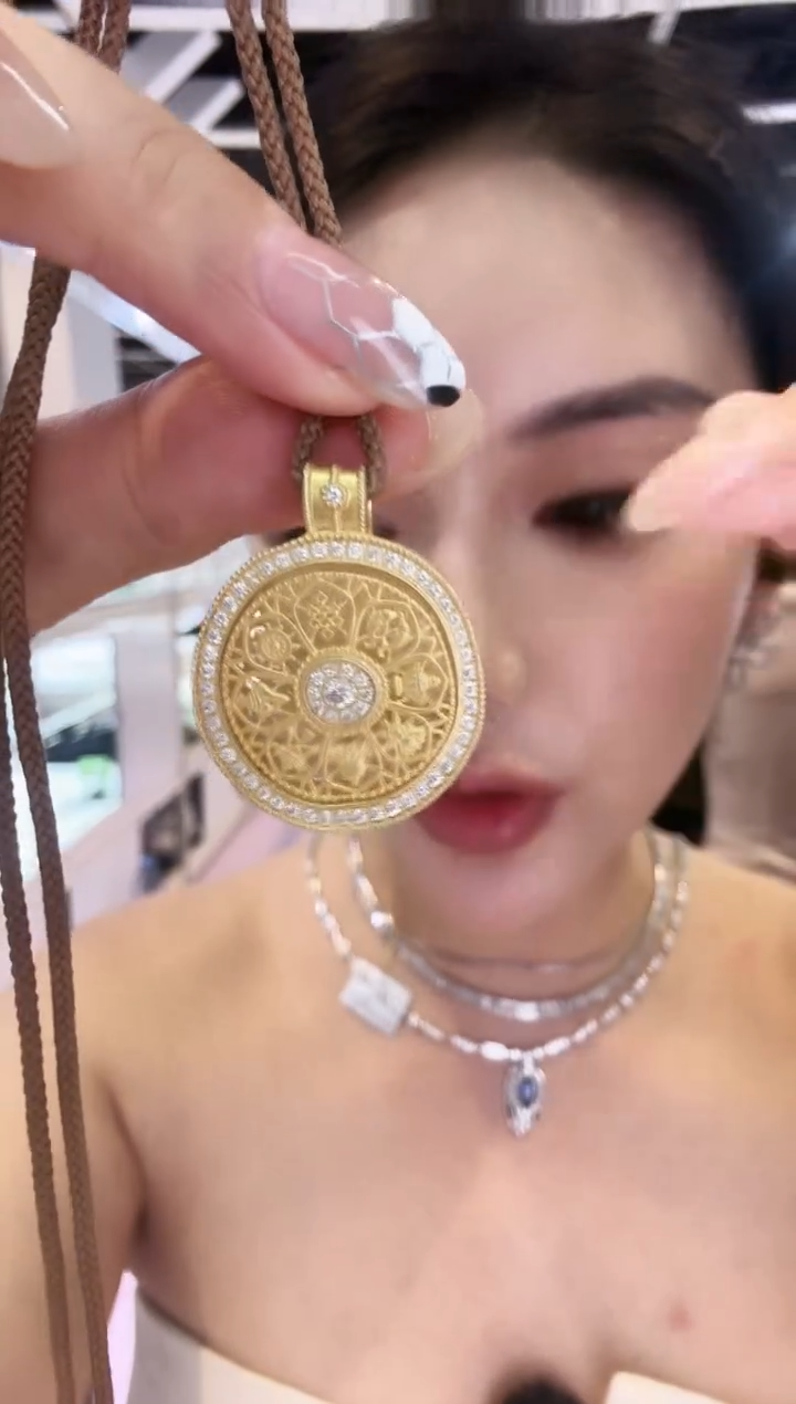 铂Pt950镶嵌吊坠钻石AY0578-PT  赠绳