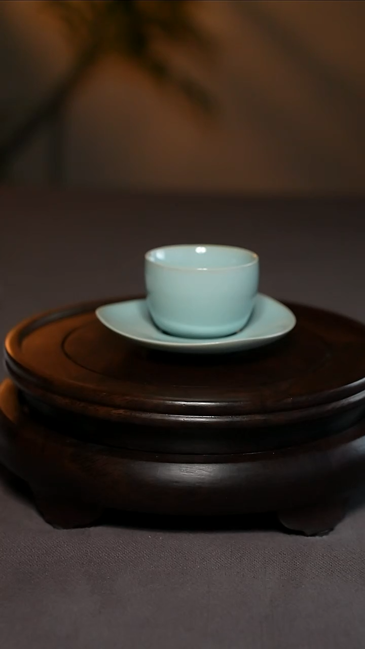 上品天青釉小品套杯