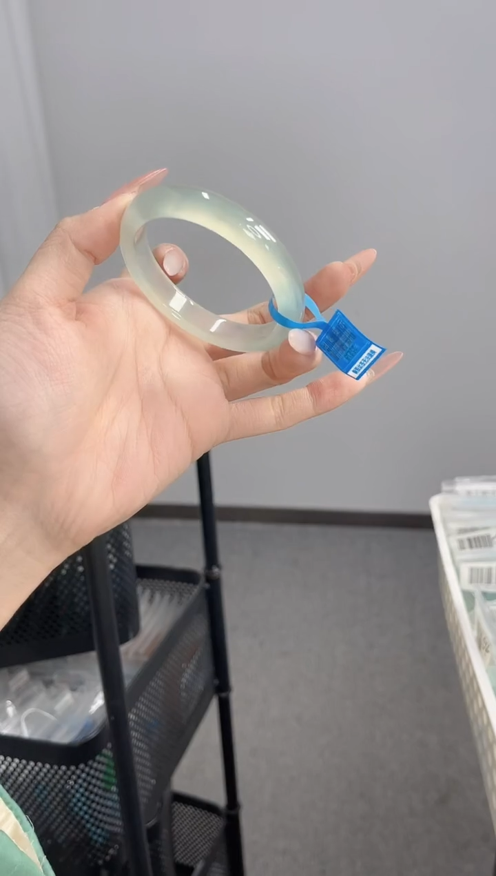 【闪购商品】玛瑙/玉髓手镯未镶嵌54-55圈