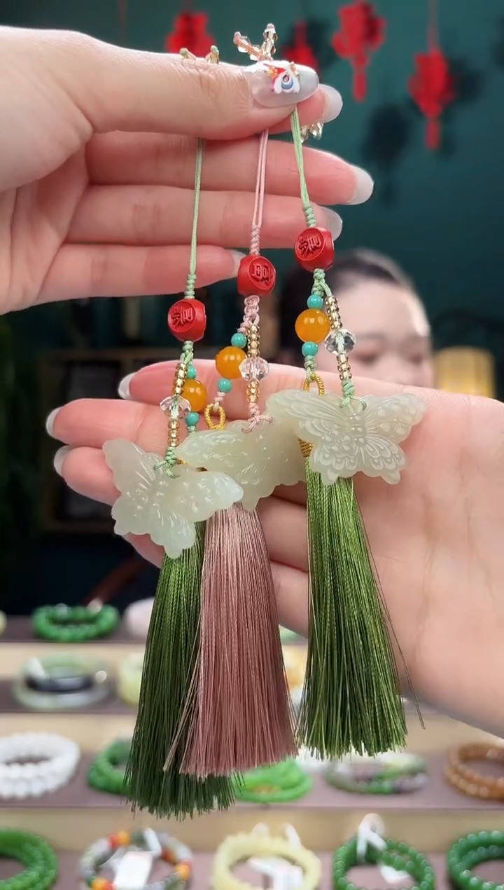 【闪购商品】和田玉挂件未镶嵌蝴蝶挂件多样性发一件