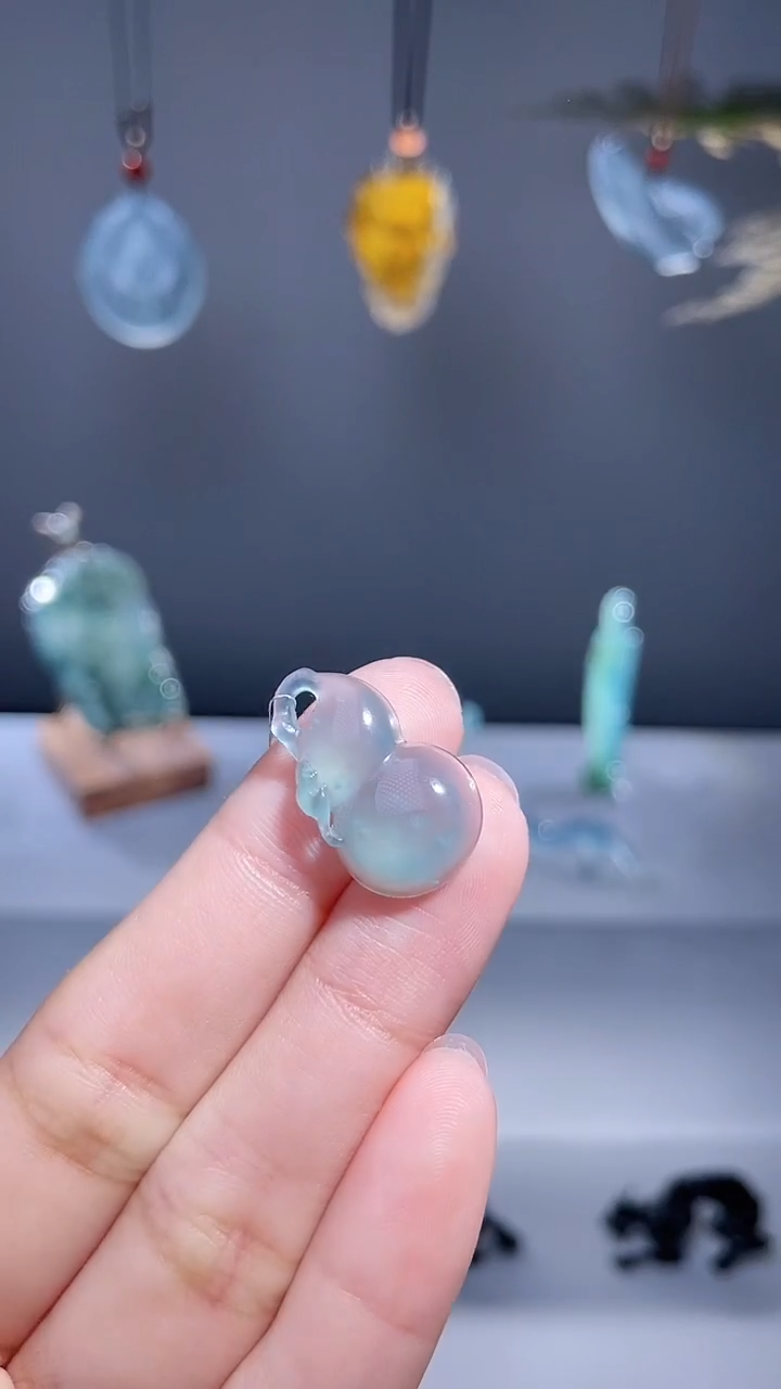 颈饰未镶嵌翡翠葫芦