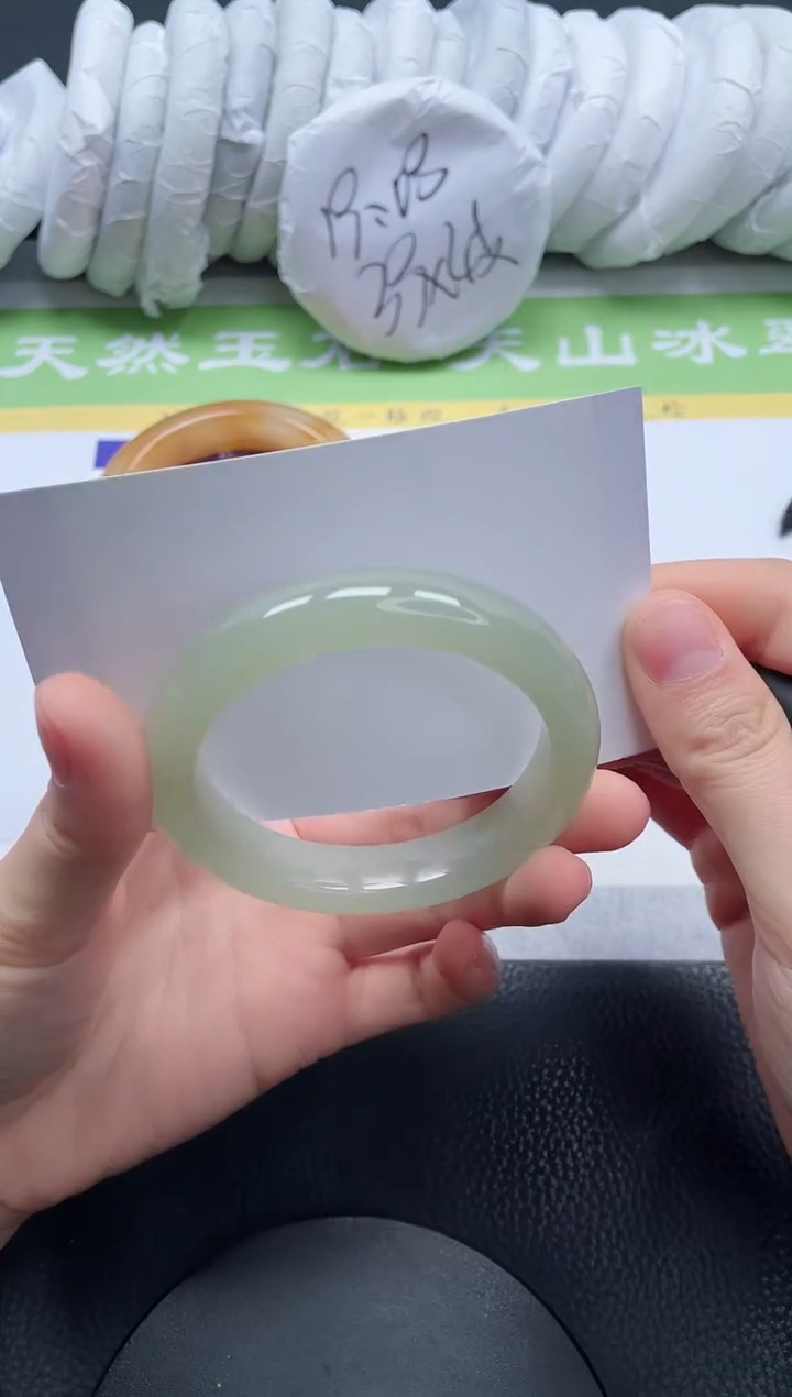 【闪购商品】石英质玉手镯未镶嵌A13-52+