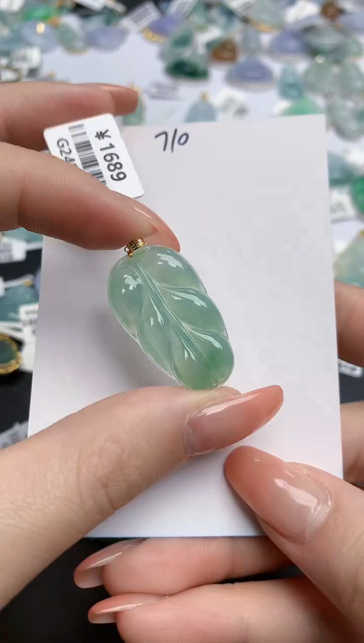 【闪购商品】翡翠颈饰18K金镶嵌天然缅甸翡翠A货