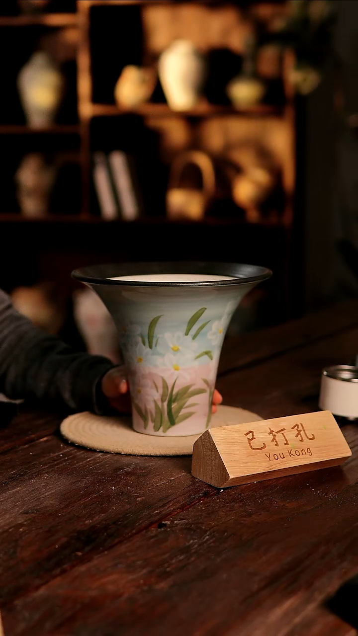 摆件25-493高度18口径18已打孔误差2