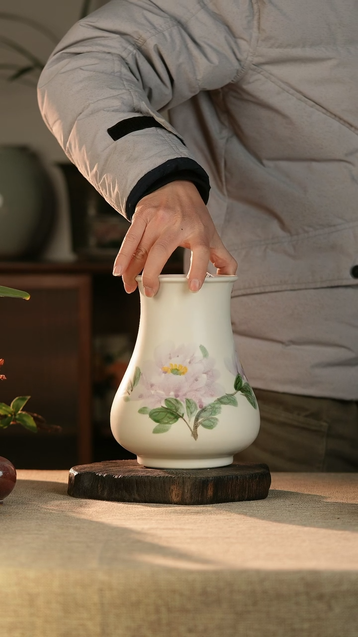 【闪购商品】瓶037景德镇陶瓷口10高21