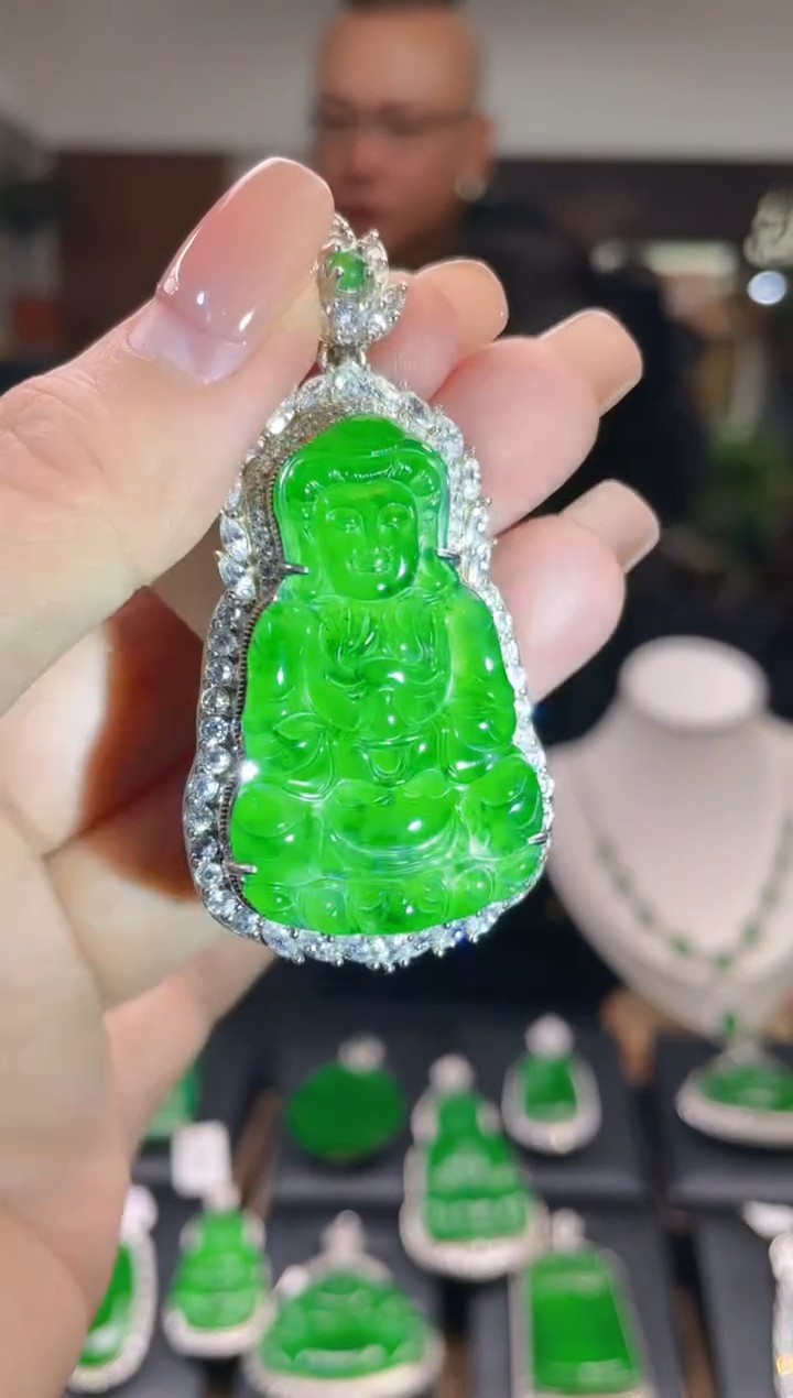 【闪购商品】翡翠颈饰未镶嵌翡翠吊坠