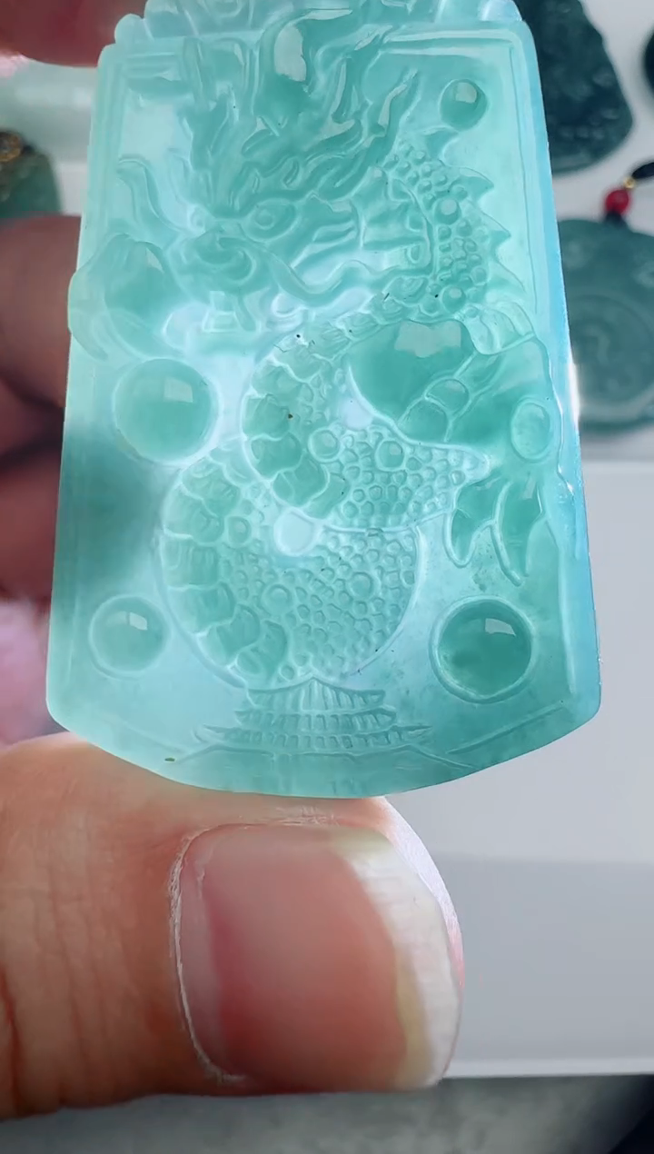 【闪购商品】翡翠吊坠(不含链)未镶嵌多样性随机发其一