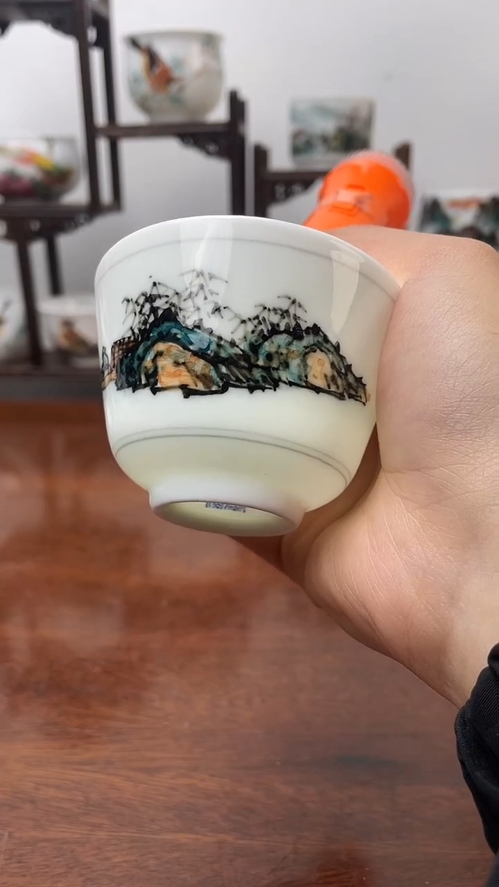 【闪购商品】1釉下彩高温手绘 主人杯