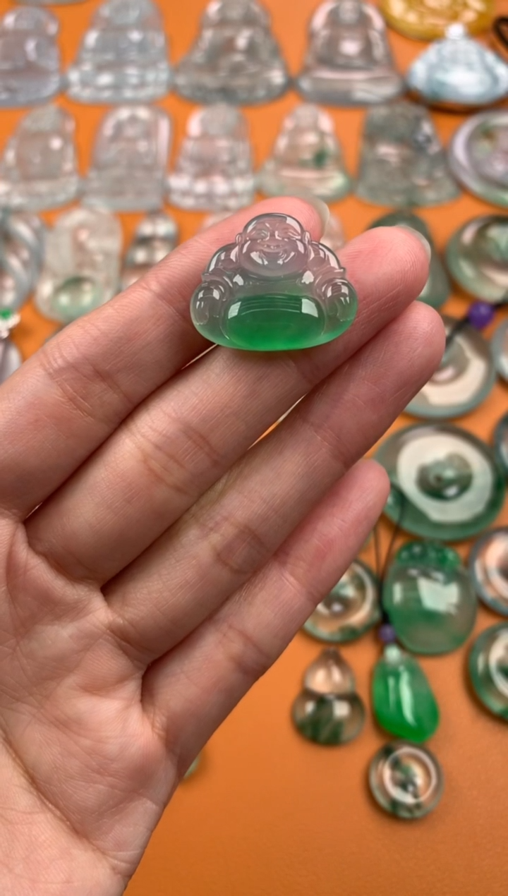 【闪购商品】翡翠颈饰未镶嵌18-22.5-4.6