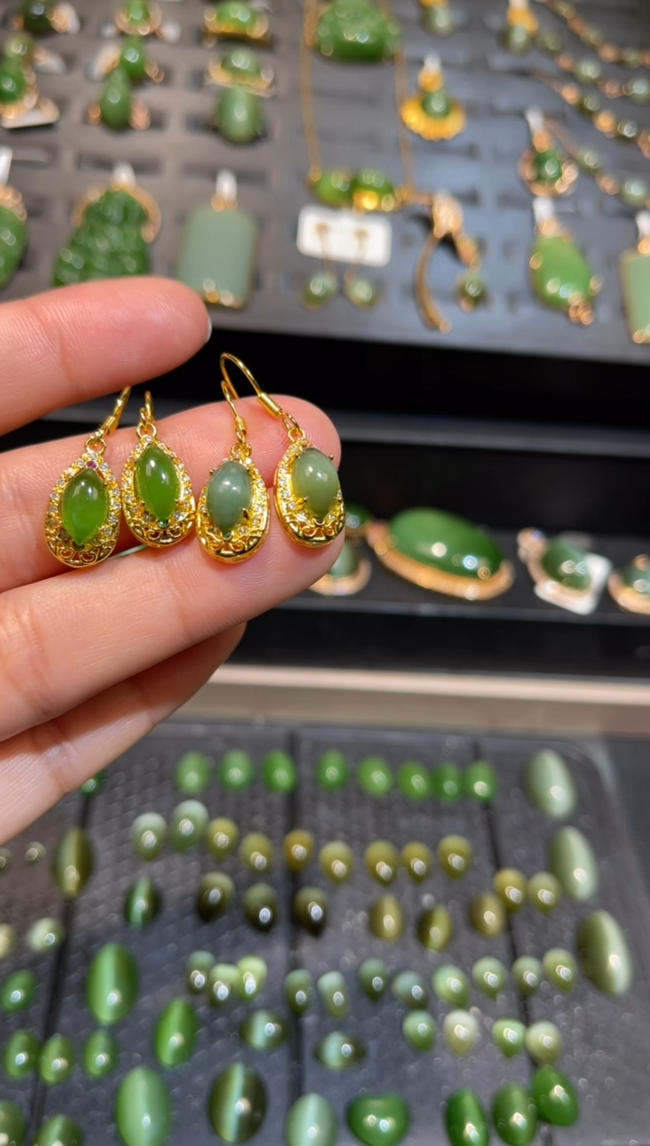 【闪购商品】和田玉碧玉猫眼耳钩合金多样性发一