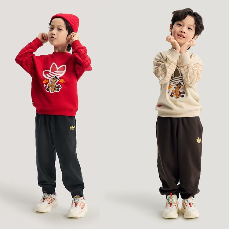 adidas阿迪达斯装迪士尼玩具总动员联名款长袖套装 KG3338、KG3339
