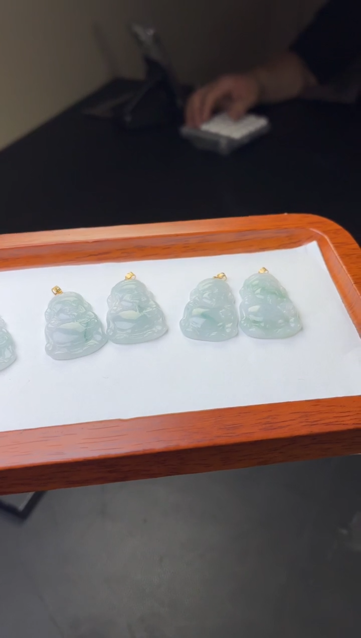 吊坠(不含链)18K金镶嵌翡翠缅甸天然翡翠财神吊坠 多样性发一