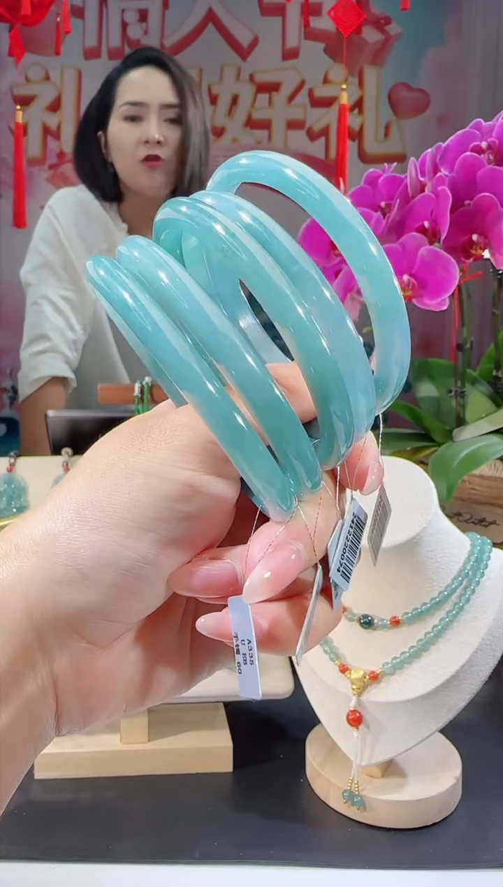 【闪购商品】翡翠手镯（圆镯）未镶嵌圈口可选多样性发一