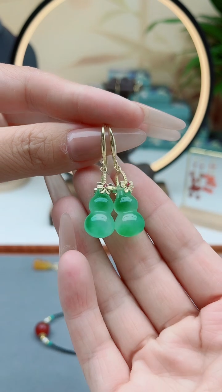 石英质玉（非洲翠）银S925镶嵌耳饰00绿色葫芦