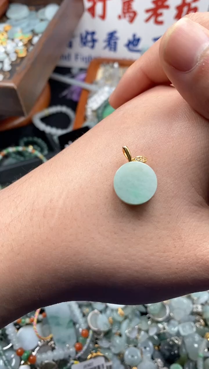 【闪购商品】翡翠颈饰未镶嵌哥哥