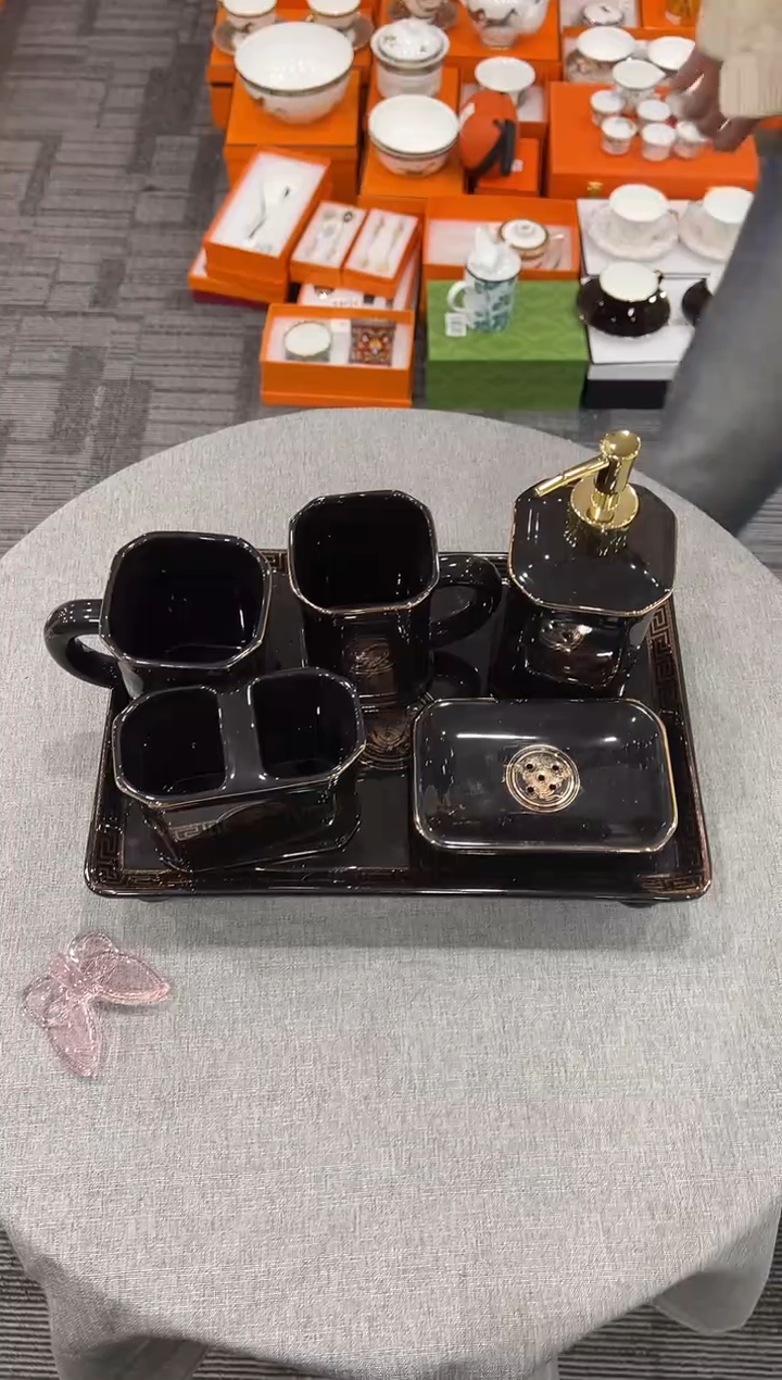 【闪购商品】杯H0700-------------