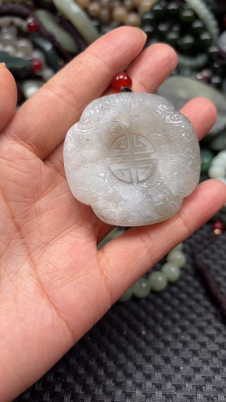 【闪购商品】和田玉颈饰未镶嵌1