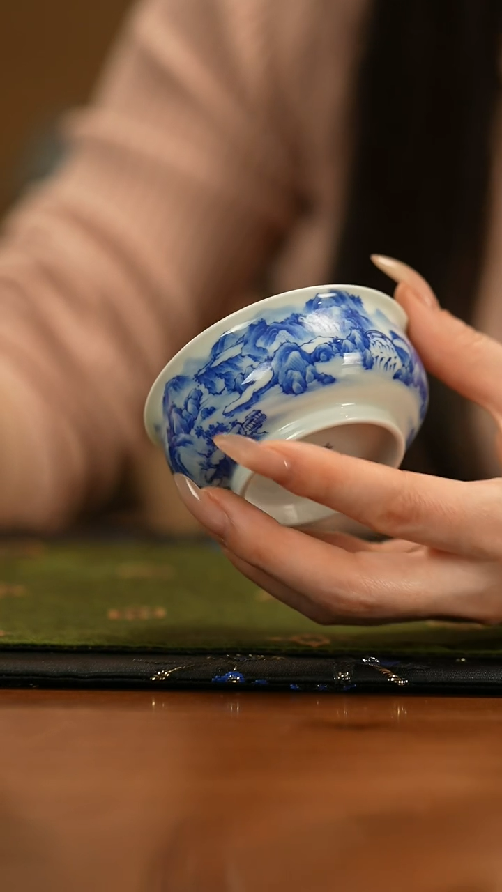 【闪购商品】瓷片春生            