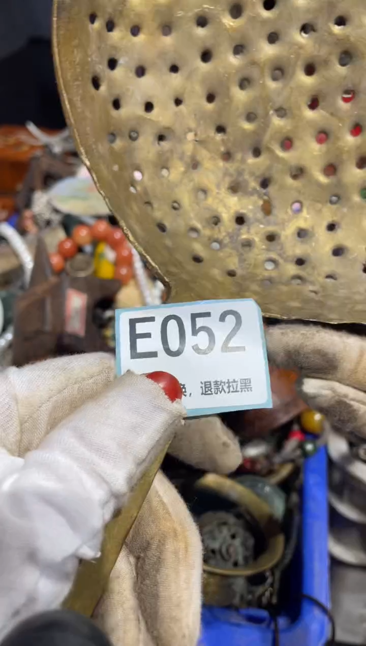 瓷片A****哥表姐直播所见所得