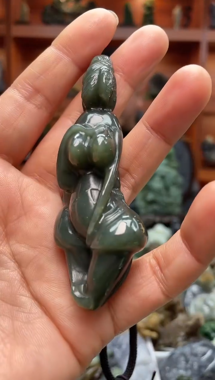 未镶嵌和田玉把件1