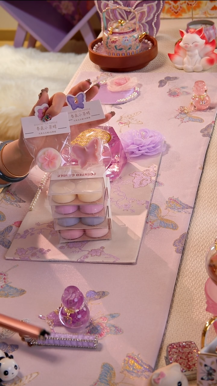 温茶香氛蜡4盒+1花瓣蜡+1蝴蝶蜡 