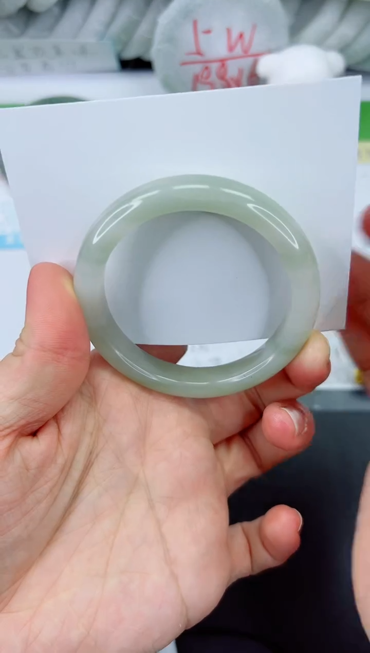 【闪购商品】石英质玉手镯未镶嵌292-52.1