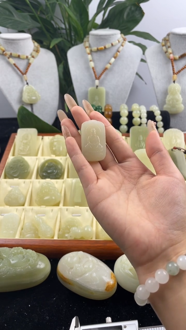 玉大日如来配绳配礼盒