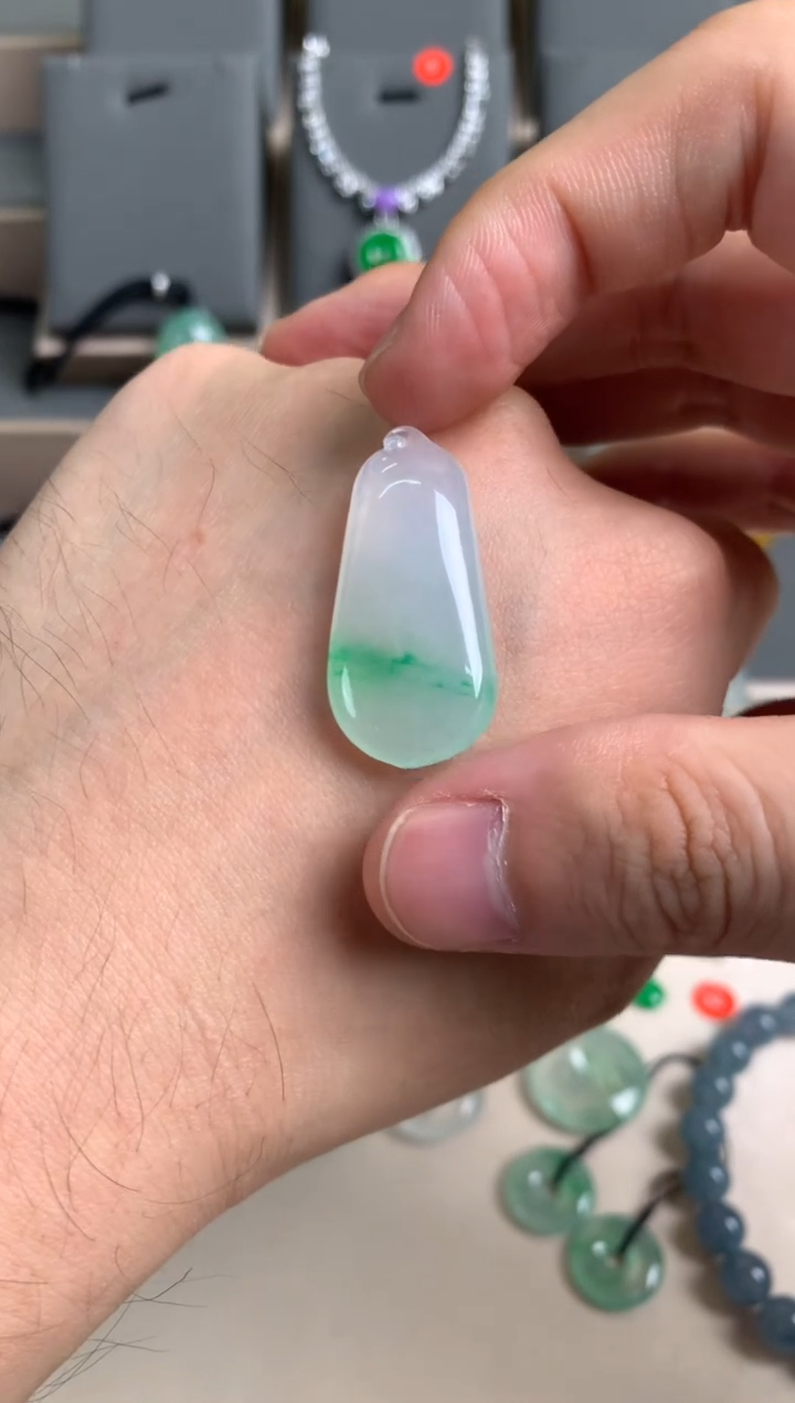 未镶嵌定制翡翠裸玉