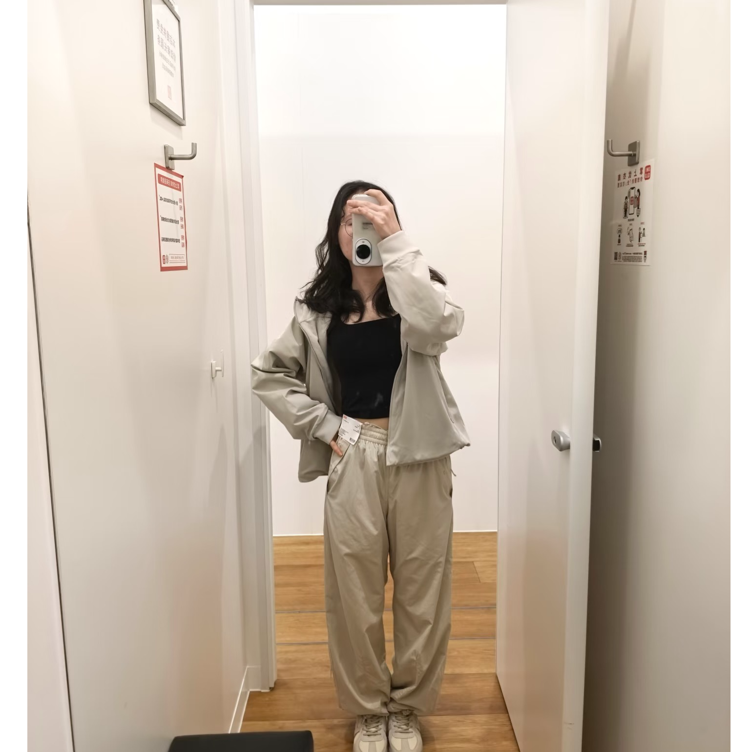 外层软乎乎 内里软糯糯 新品四色男女同款轻量化收口伞兵裤