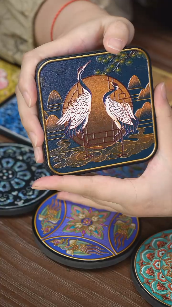 壹藏贰宝双鹤杯垫一片