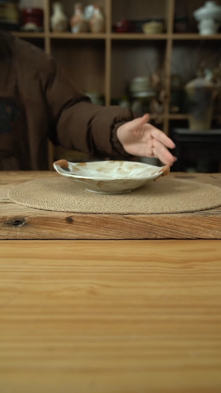 粉影系列的8英寸双耳麻绳平盘1个