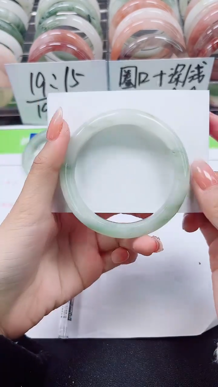 【闪购商品】石英质玉手镯合金A36-54/56