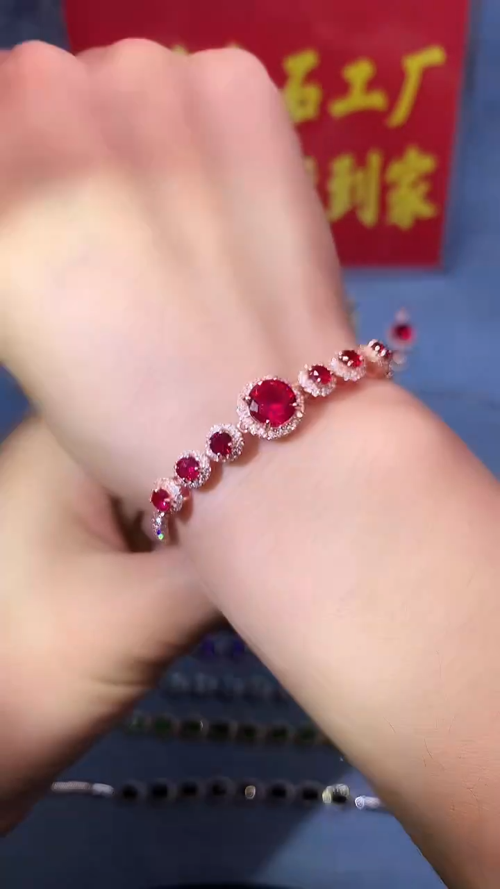 【闪购商品】红宝石手链银S925镶嵌1111111